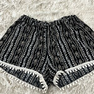 Aztec print beach shorts M Lac Bleu